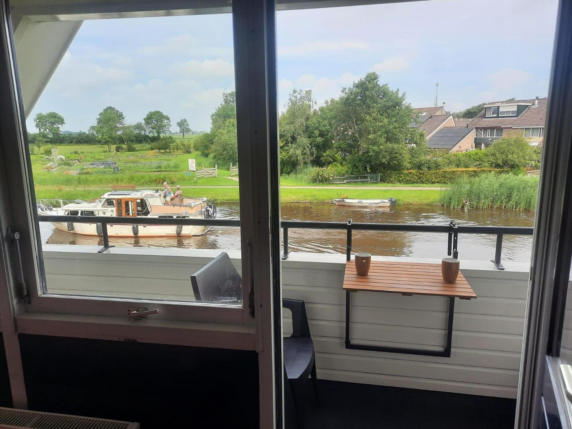 Wetterwillefriesland Wommels 客房 照片